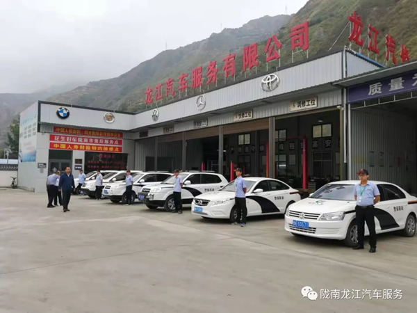 金錘鈑金，銀槍噴漆！龍江汽修值得信賴！