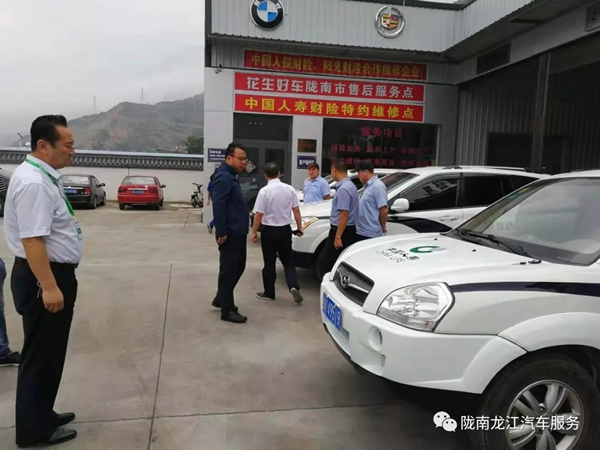 金錘鈑金，銀槍噴漆！龍江汽修值得信賴！